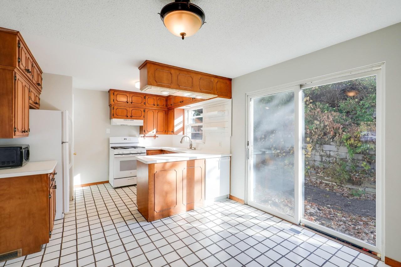 4109 Washburn Ave S - Photo 7 of 25