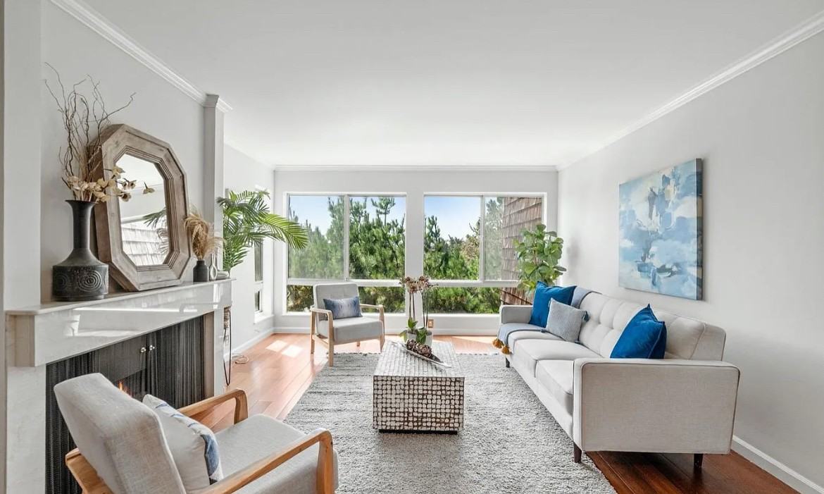 950 Duncan St - Photo 2 of 9