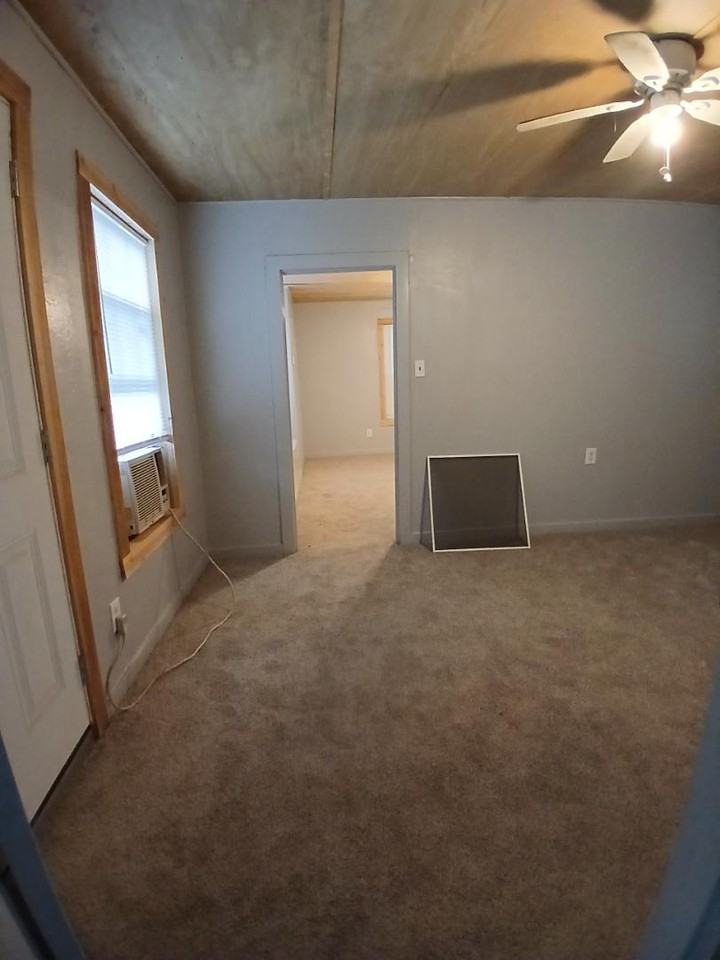 3606 26th St - Photo 2 of 10