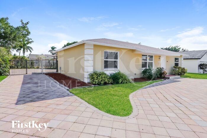 19426 Colorado Cir - Photo 3 of 16