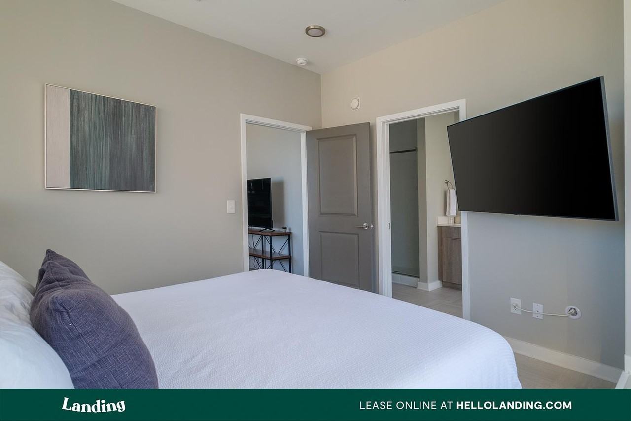 The 600 - Photo 2 of 50