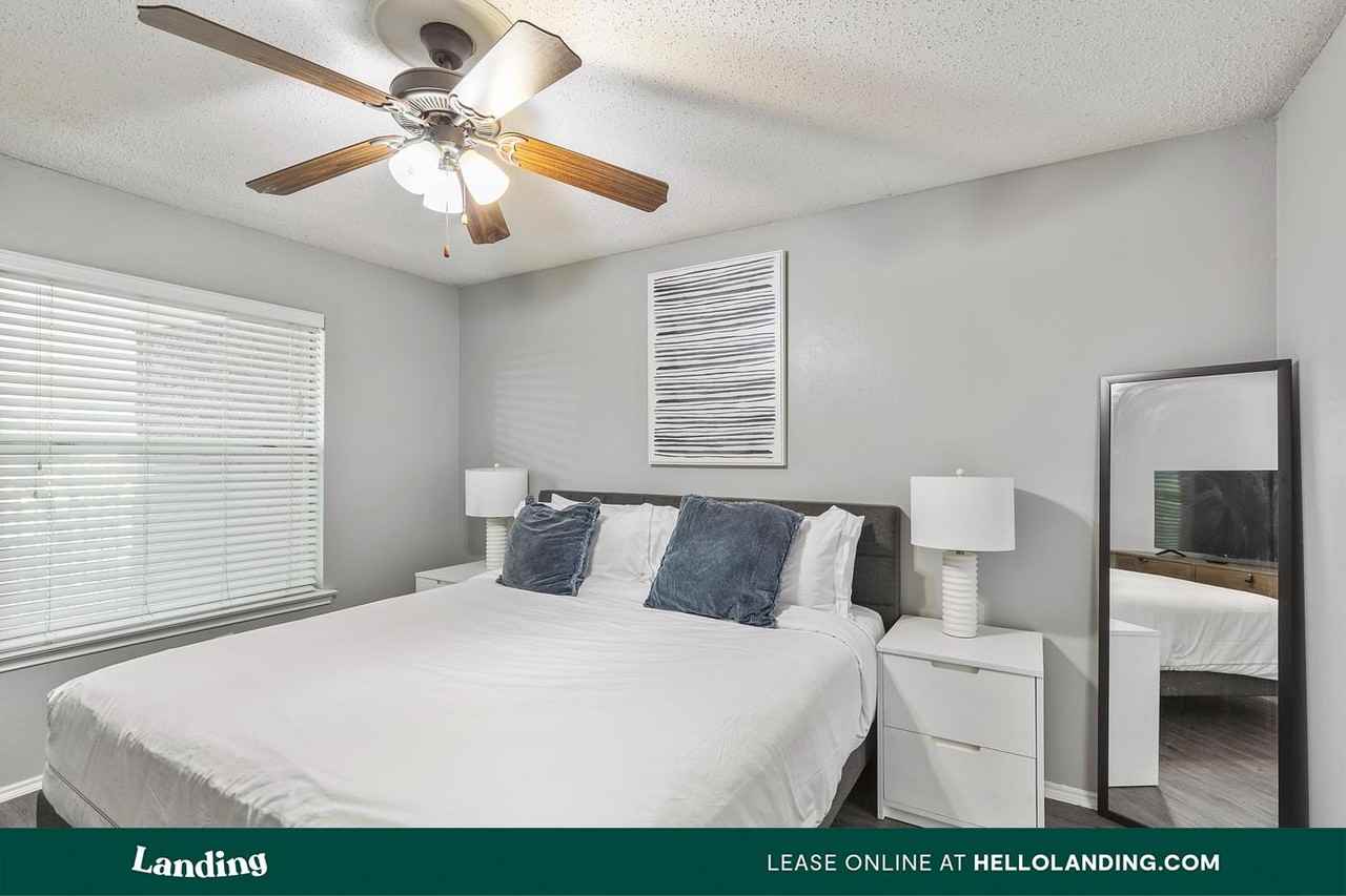 1919 W Tarrant Road - Photo 3 of 50