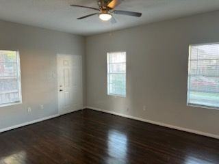 2414 Isabella St - Photo 3 of 9