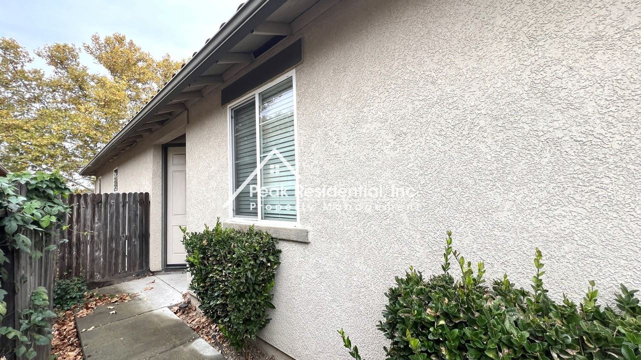 200 Sun Shower Circle - Photo 3 of 30