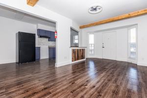 featured image of 1010 S Wayside Dr