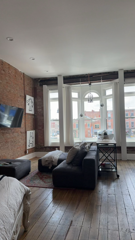 37 Monument Square #C - Photo 6 of 11