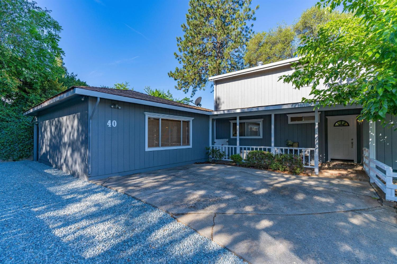 40 Mountain View Dr - Photo 2 of 8
