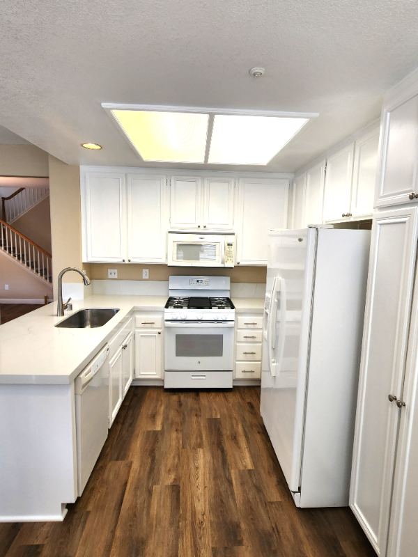 609 Paseo Rio - Photo 6 of 20