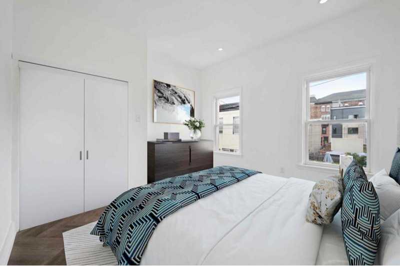 1102 Marlborough St - Photo 3 of 4