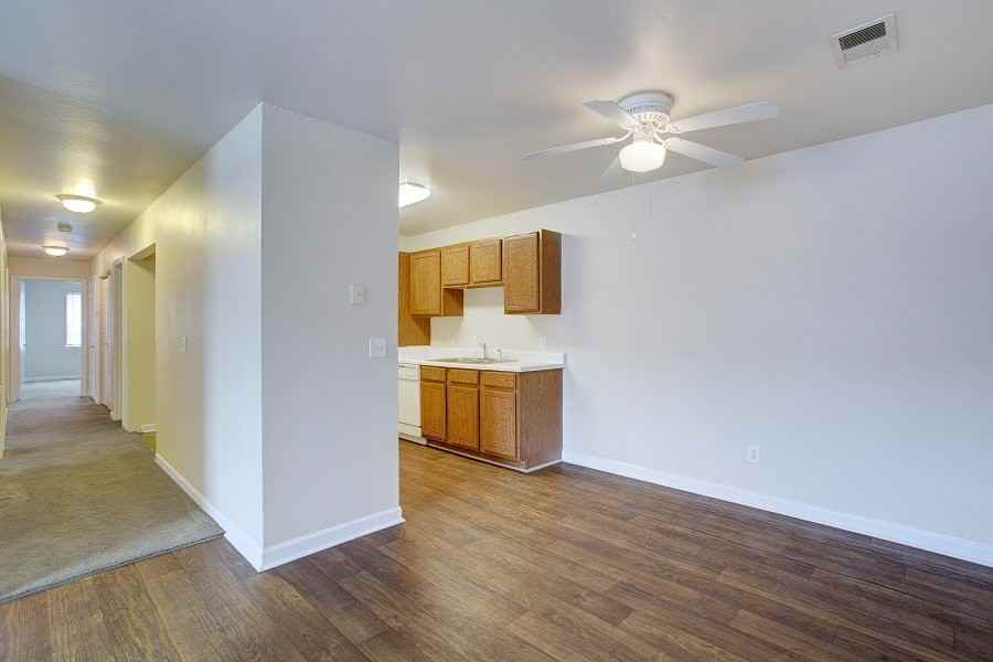 Ridgetop Apartments - Photo 2 of 16