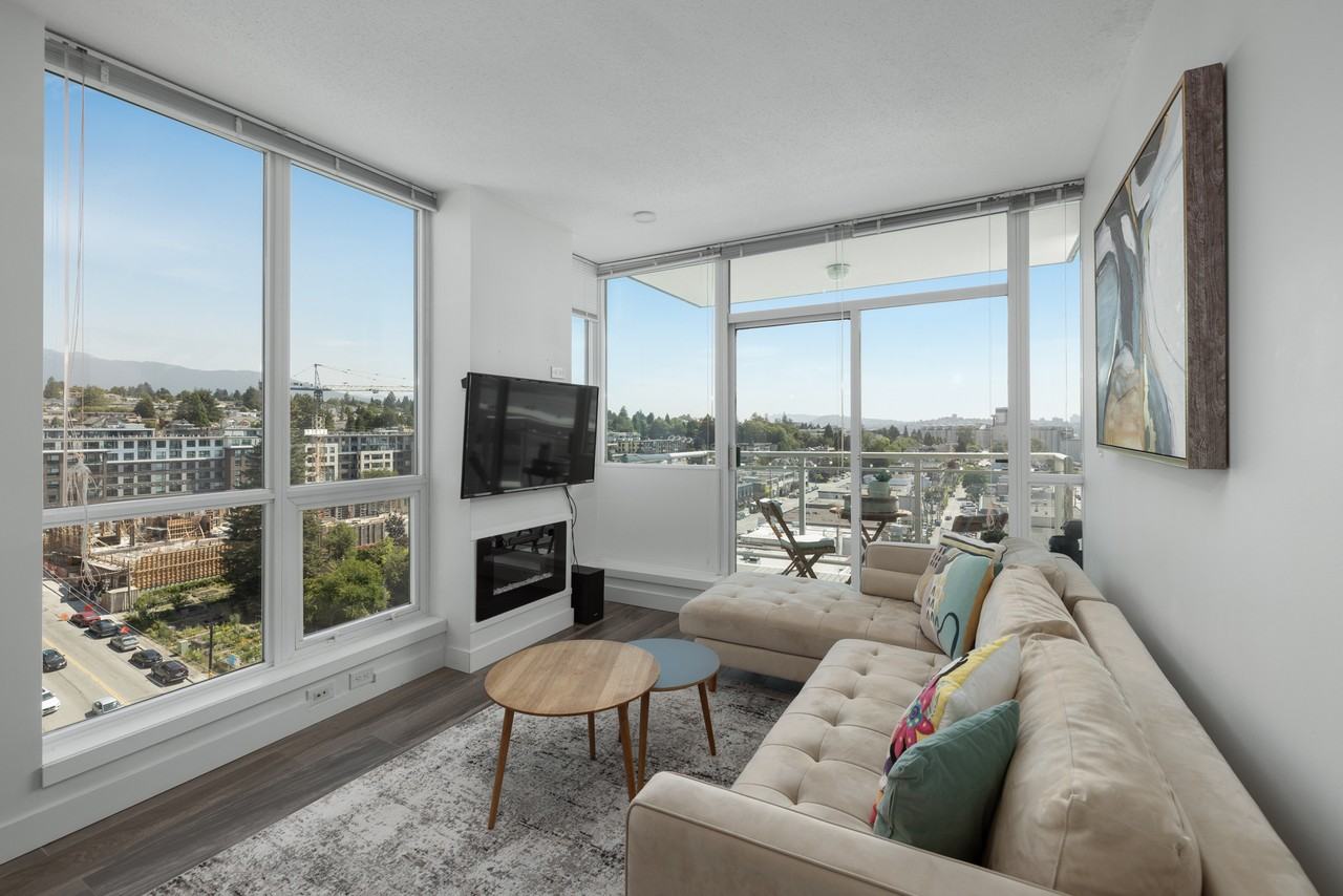 188 Esplanade East - Photo 3 of 14