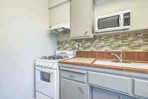 featured image of 877 East Cottonwood Road