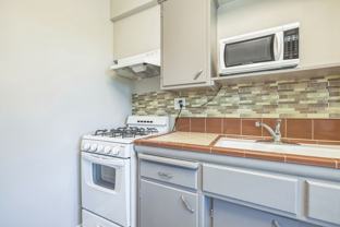 877 E. Cottonwood Road - Photo 1 of 1