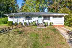 featured image of 3460 Longleaf Dr