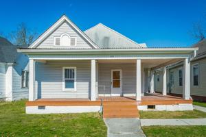 featured image of 1603 E 14th St