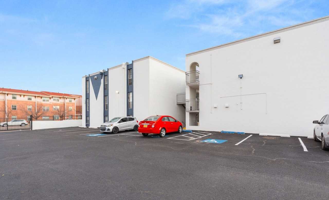 1001 Louisiana Blvd Ne #46 - Photo 2 of 11