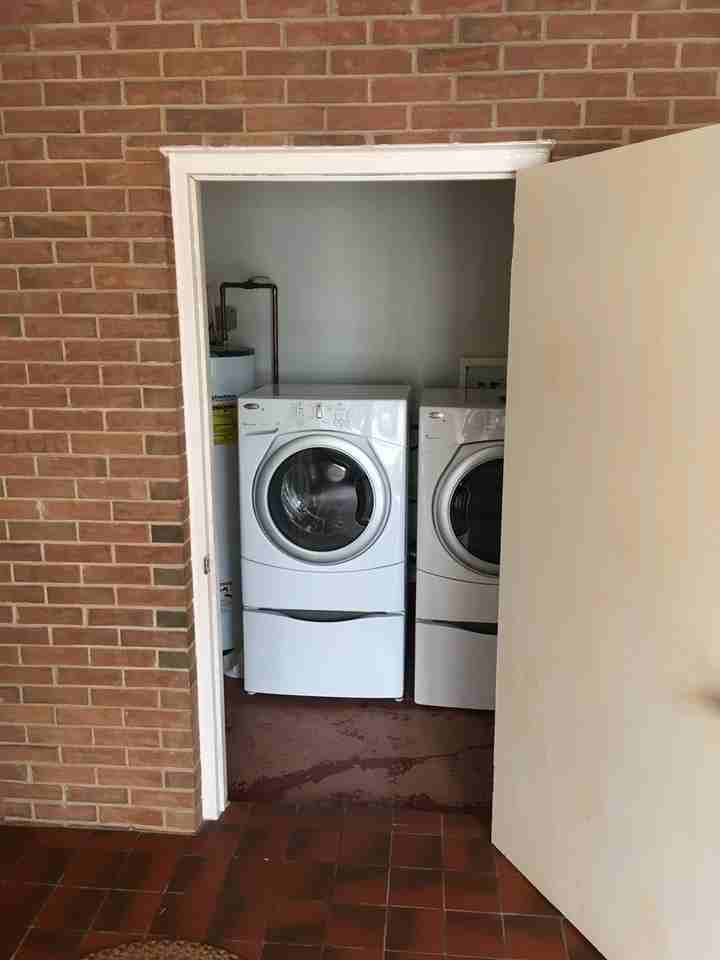 185 Lucerne Ln - Photo 2 of 16