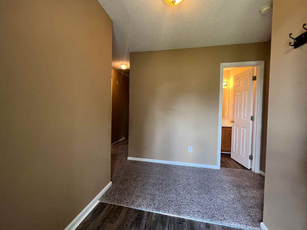 3250 Winesap Rd - Photo 2 of 13