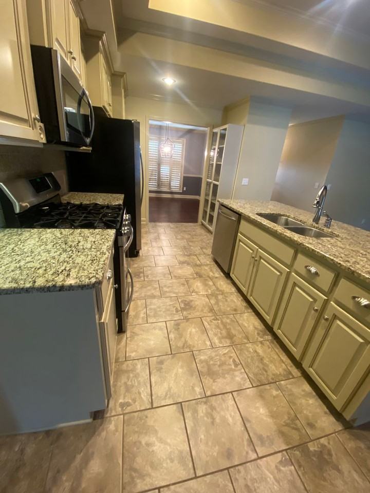 101 Brookestone Dr - Photo 2 of 18