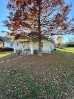 featured image of 2219 N Bolivar Rd