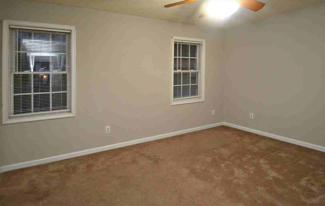 441 Three Creeks Ct #B - Photo 6 of 9