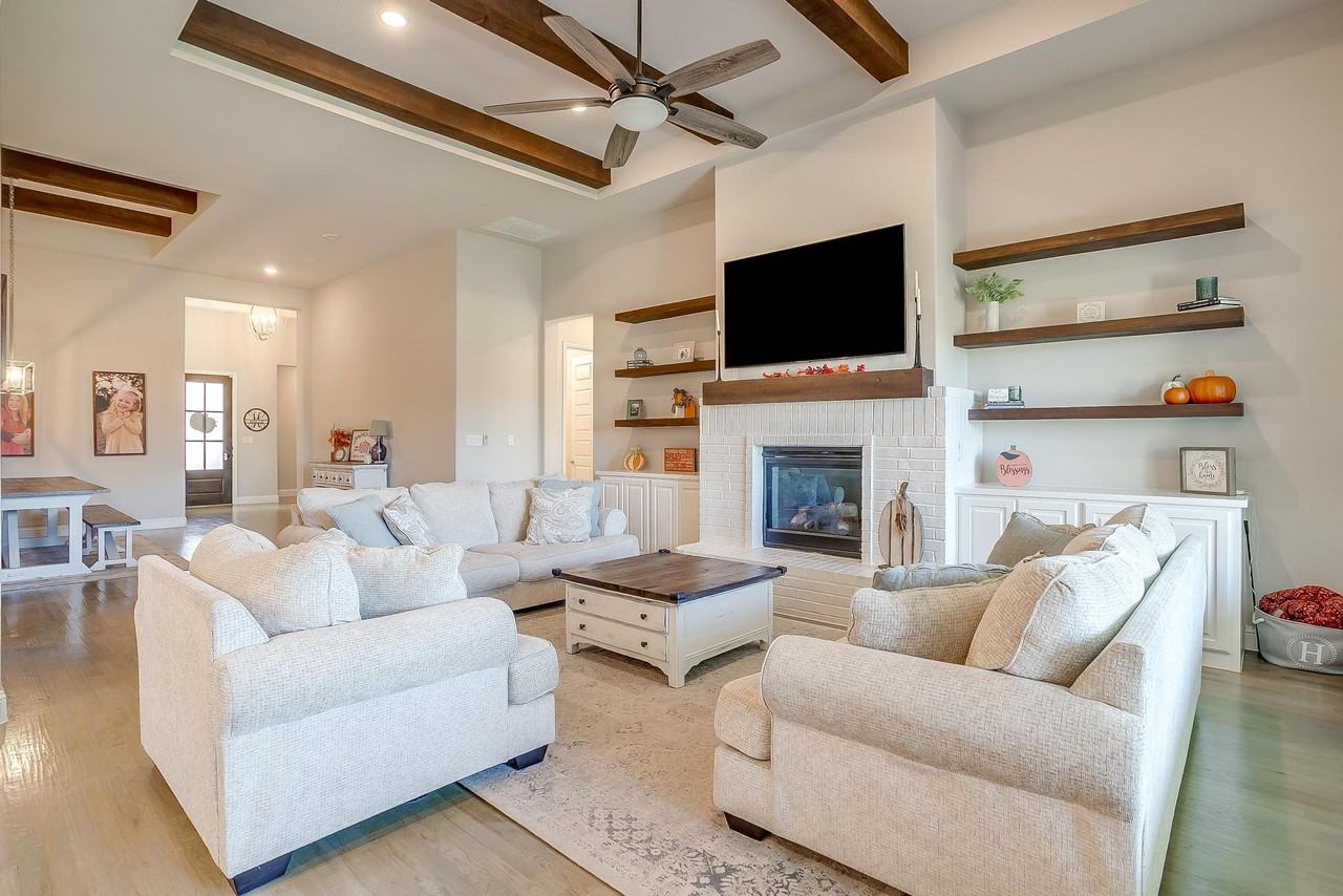 2300 Sandlin Dr #NA - Photo 3 of 41