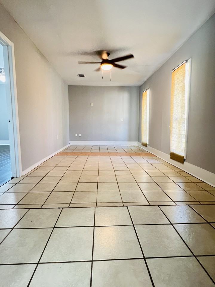 3033 Mccarthy St #NA - Photo 3 of 22