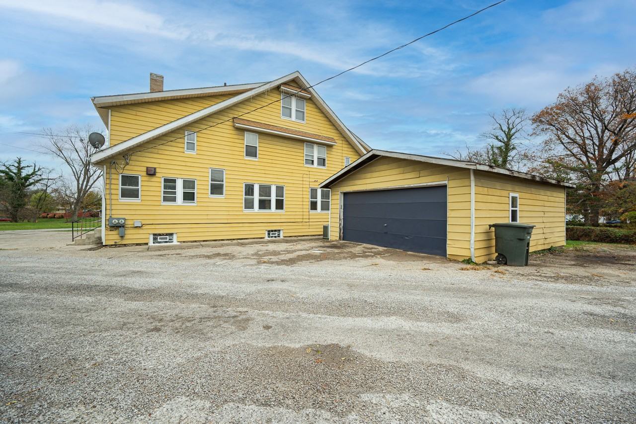 2263 Leonard Ave #1 - Photo 2 of 14