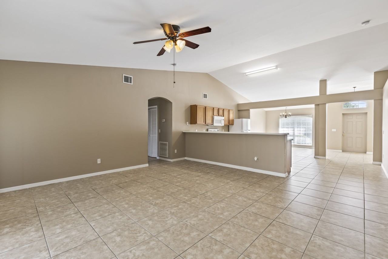 9016 86th St #NA - Photo 7 of 20