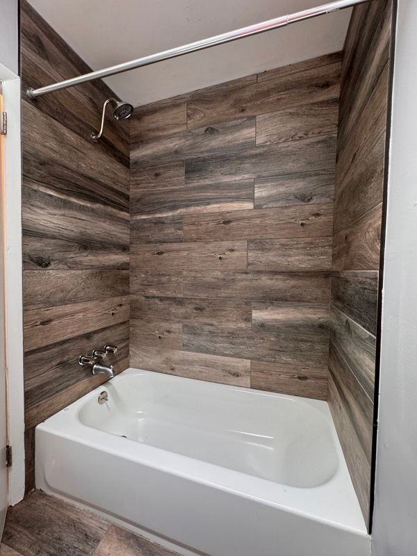 3915 Lankenau Ave - Photo 3 of 14