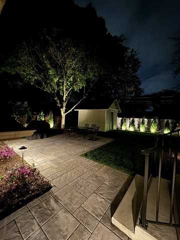 878 Village Quarter Rd - Photo 3 of 8