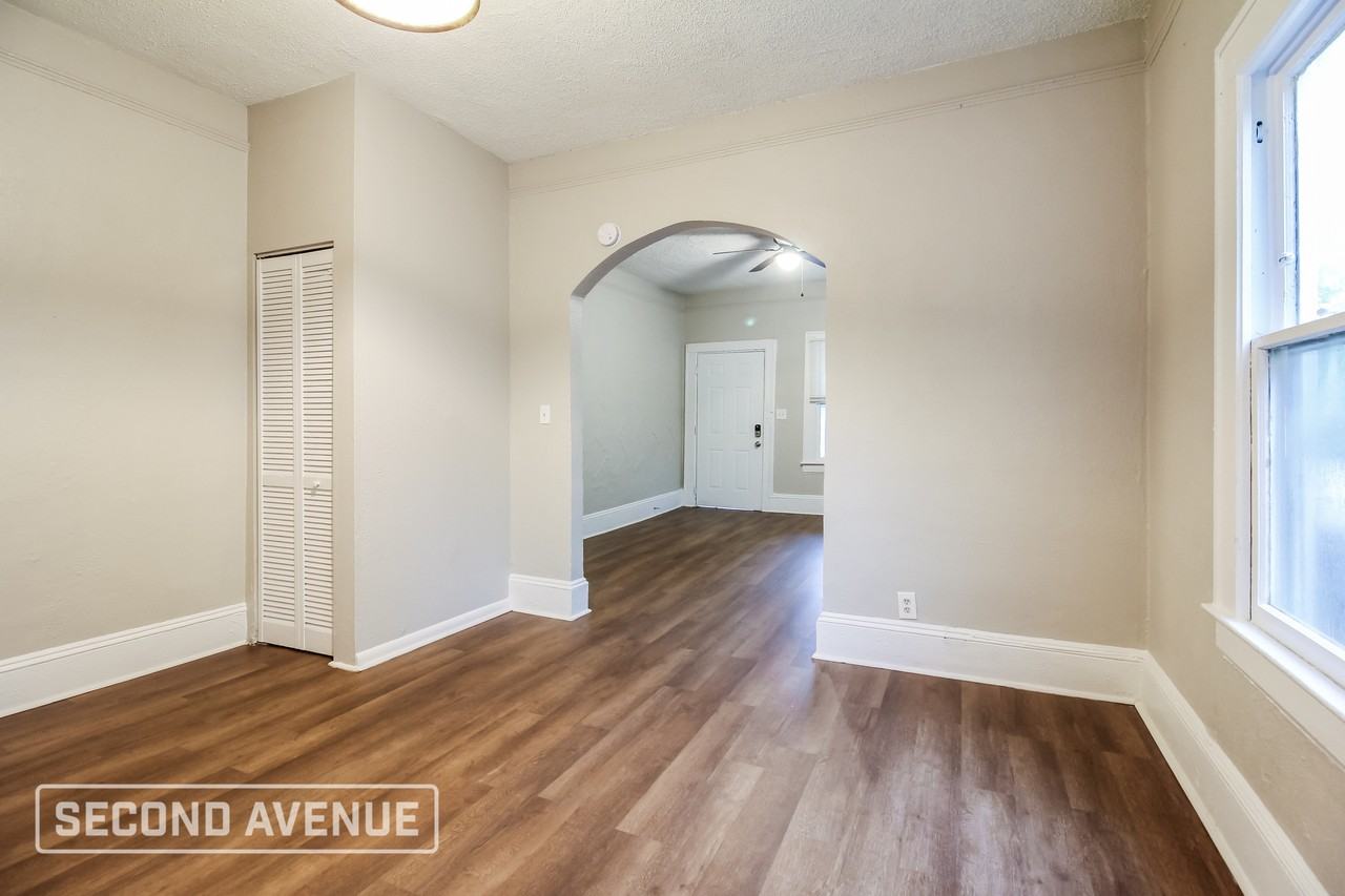 341 Golfair Blvd - Photo 5 of 23