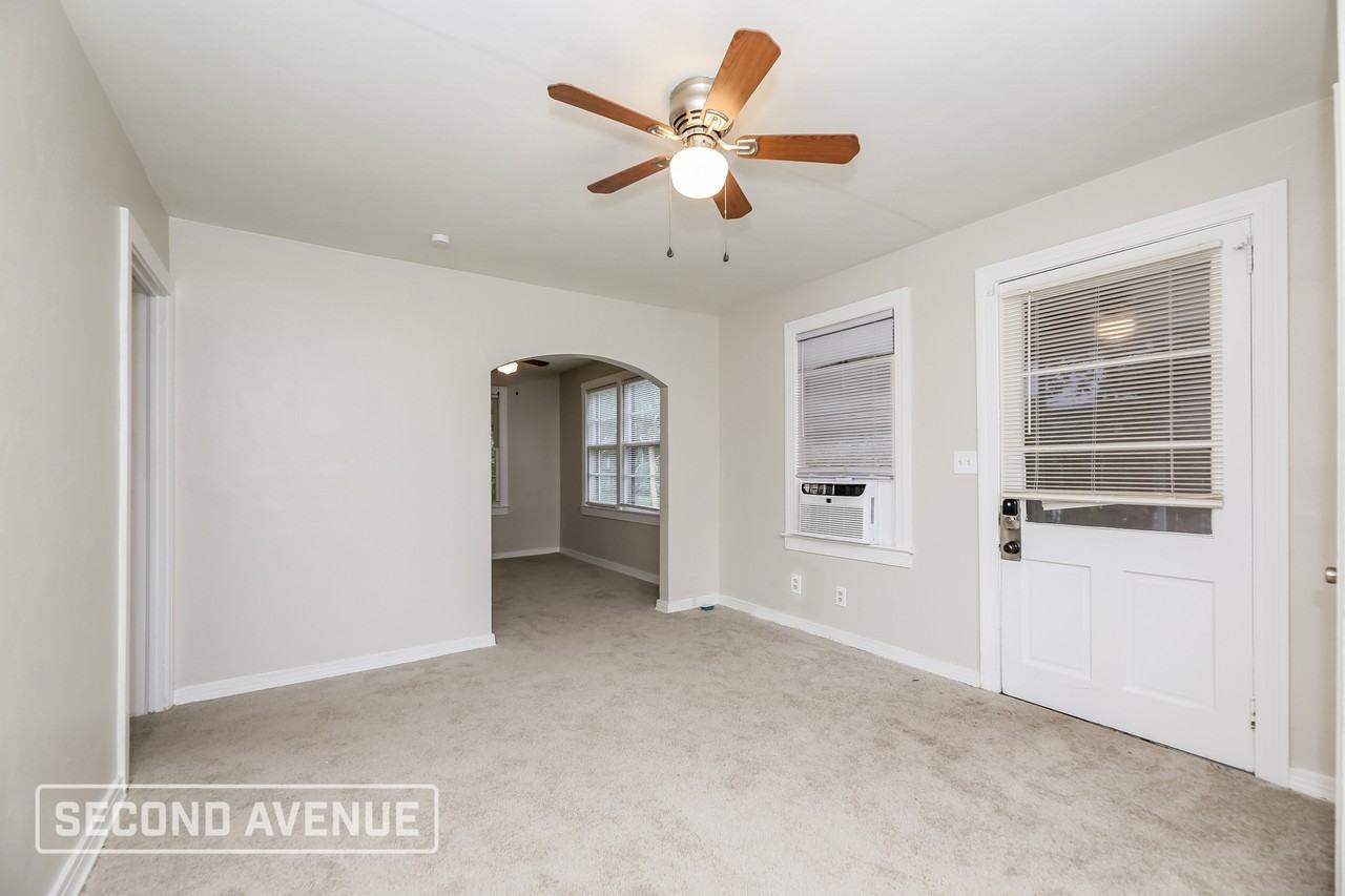 7072 Wakefield Ave - Photo 3 of 26