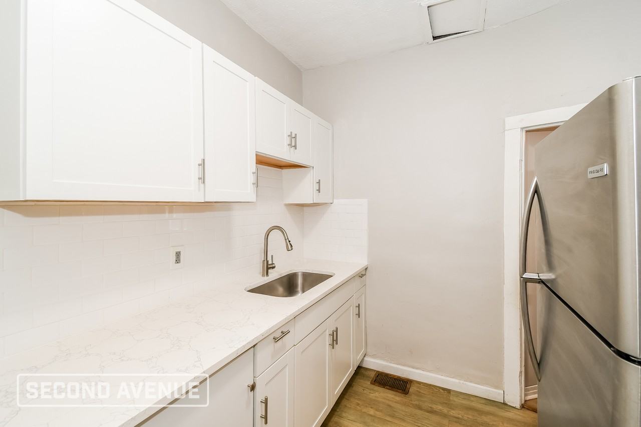 3403 Phoenix Ave - Photo 6 of 15