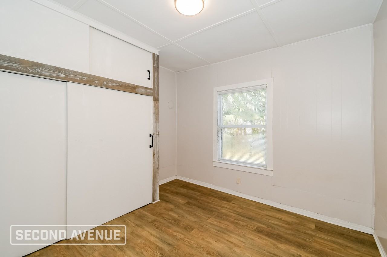 3403 Phoenix Ave - Photo 7 of 15