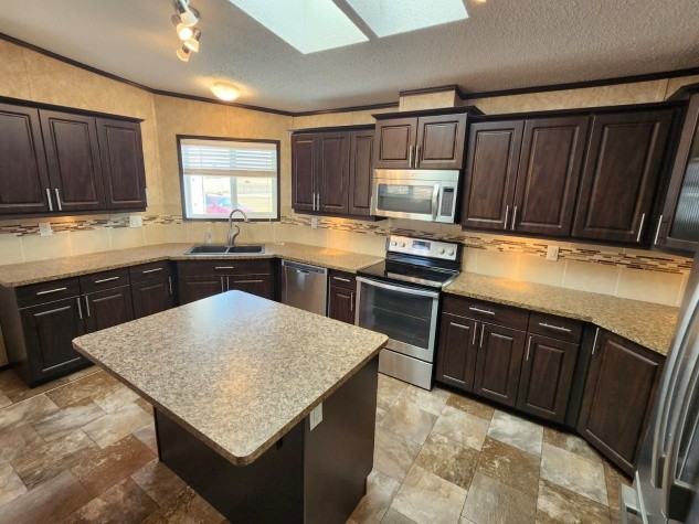 Beautiful Acreage Home Near Innisfail!! - Photo 2 of 29