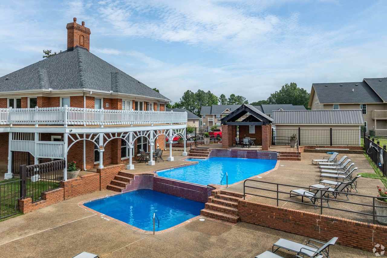 Park Ridge Apartments - Photo 3 of 50