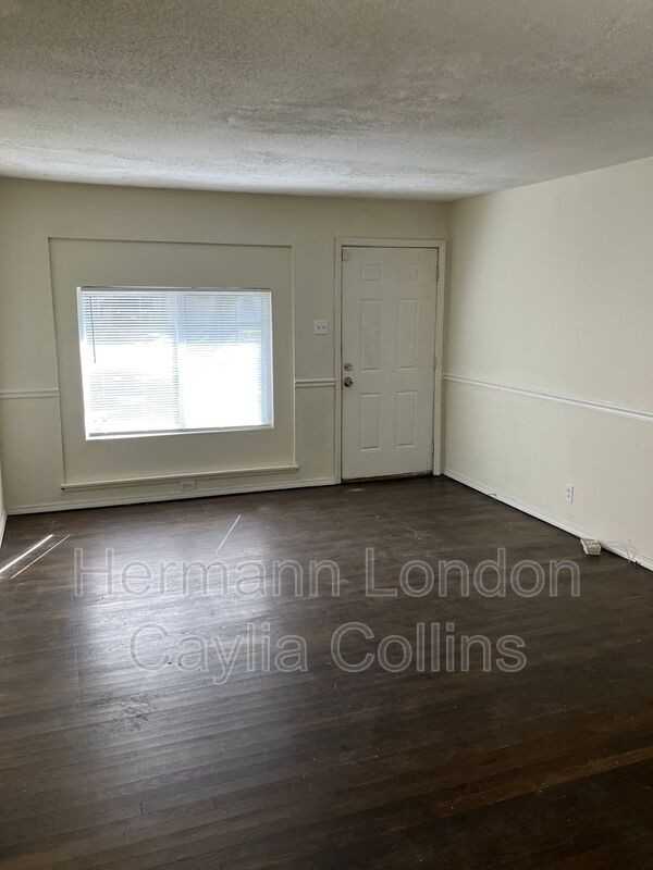 147 Ben Nevis Rd - Photo 4 of 15