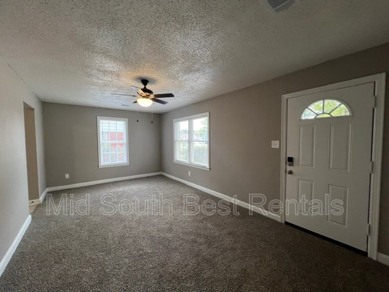 1616 Semmes St - Photo 2 of 8