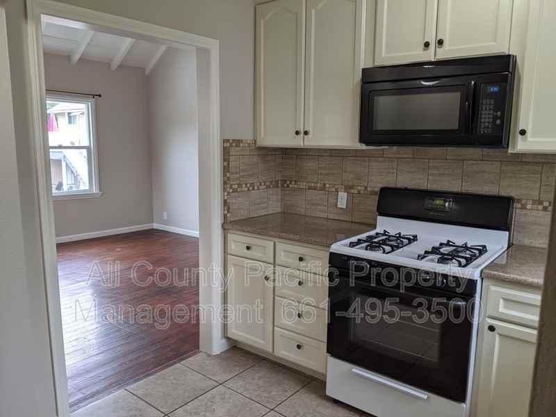 1407 Monterey Rd #A - Photo 4 of 14