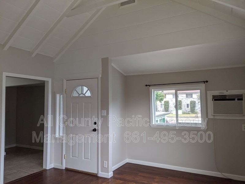 1407 Monterey Rd #A - Photo 2 of 14