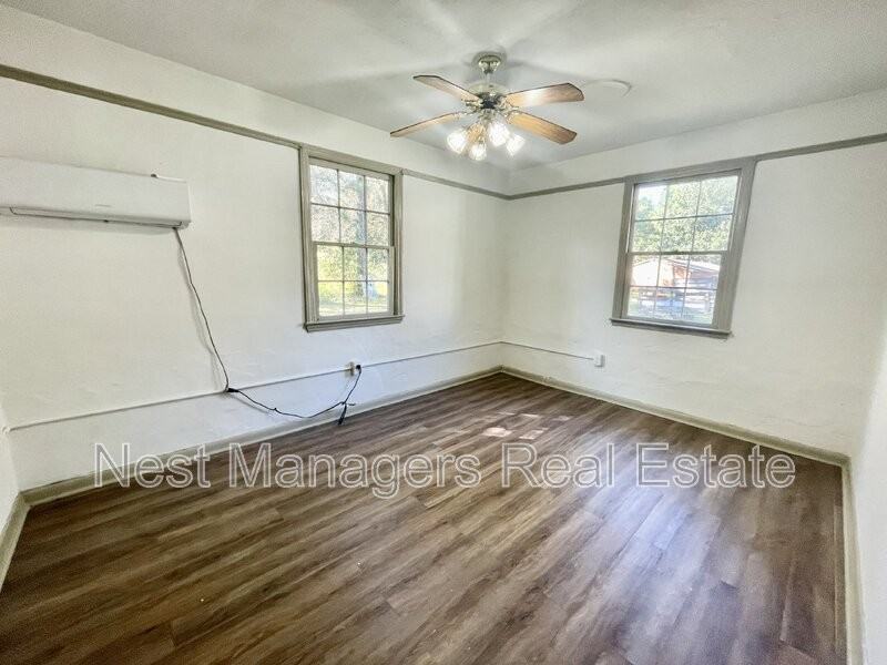 2056 Wilmington Highway #A - Photo 2 of 12