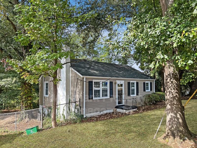 8 Brookview Cir - Photo 3 of 22