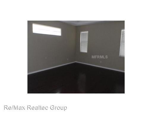 11229 Blacksmith Dr - Photo 2 of 8