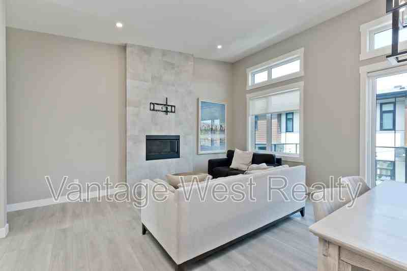 3101 Hilltown Dr - Photo 3 of 16