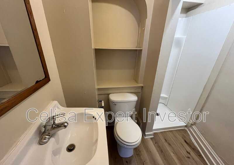 2130 Broadway #1 - Photo 2 of 3