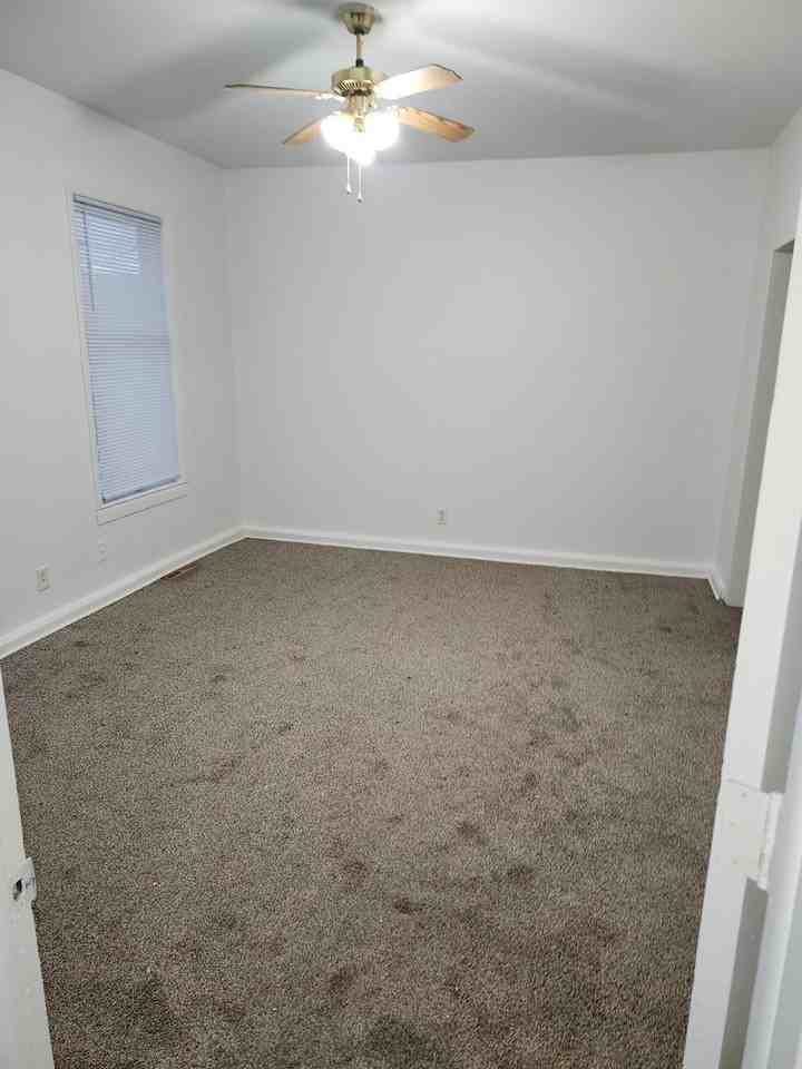 25020 83rd Pl - Photo 3 of 17