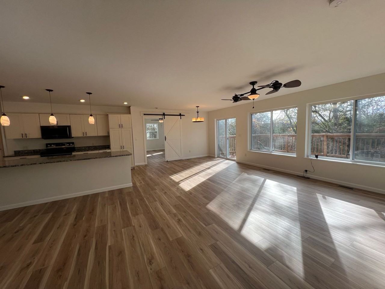 406 Kays Ln - Photo 2 of 25