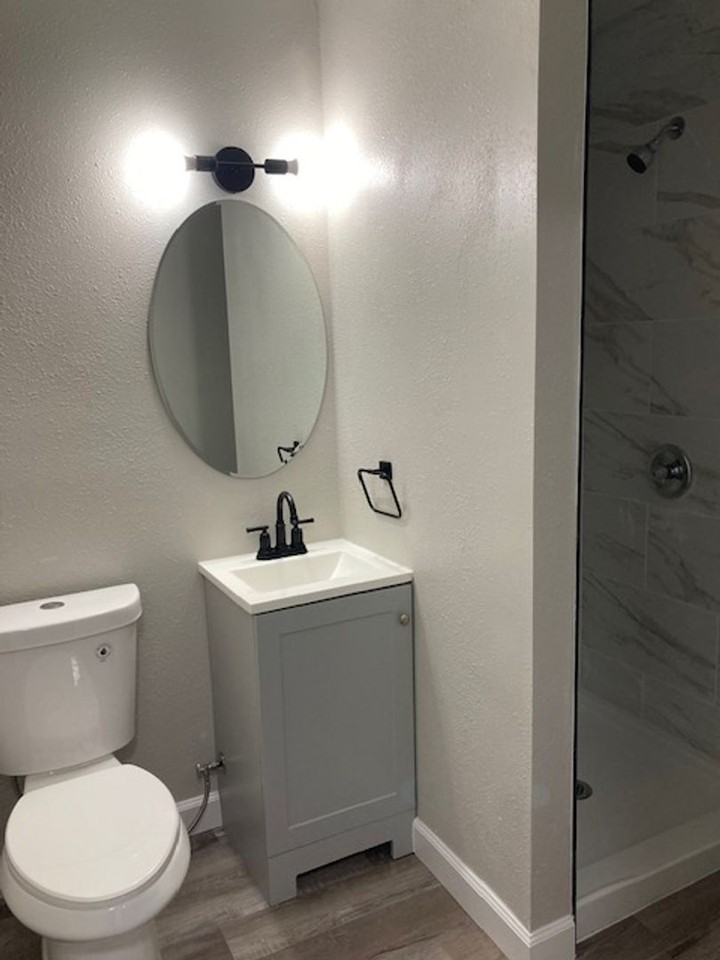 2026 Jackson Ave - Photo 7 of 7