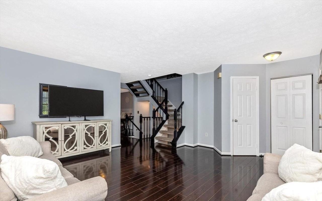 6276 N Steamboat Way - Photo 6 of 43